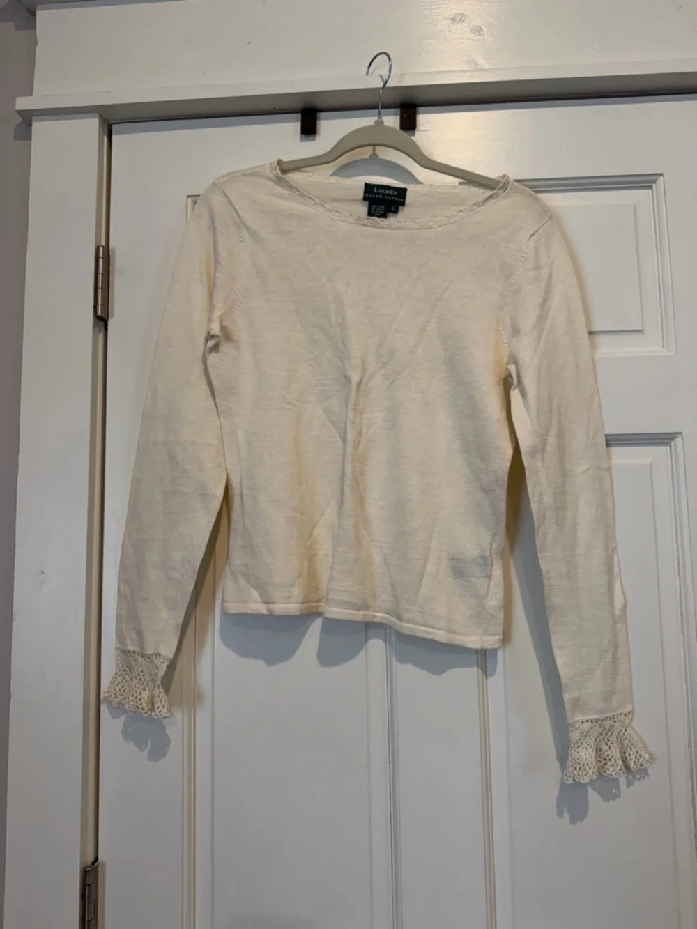 Vintage LAUREN Ralph Lauren Cream Knit Long-Sleeve Top with Lace Cuffs cotton